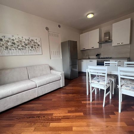 Lecco Holiday Apartment エクステリア 写真
